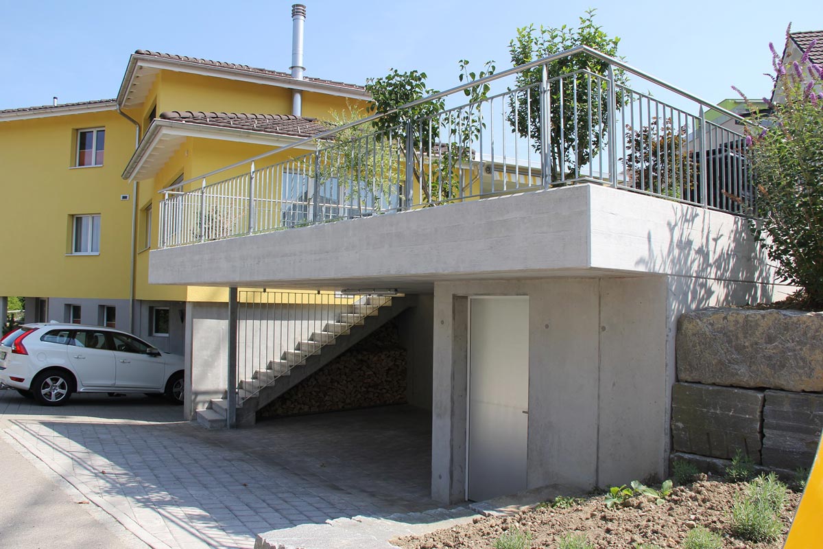 Grillplatz und Unterstand in Flawil